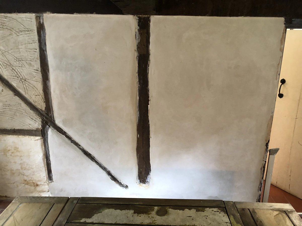 Interior wall with plastering work